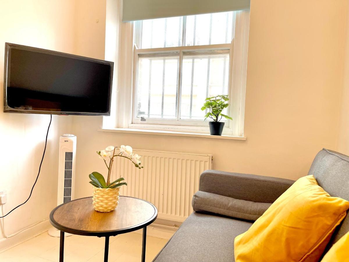 Archway Station Big Bedroom Flat London Exterior photo